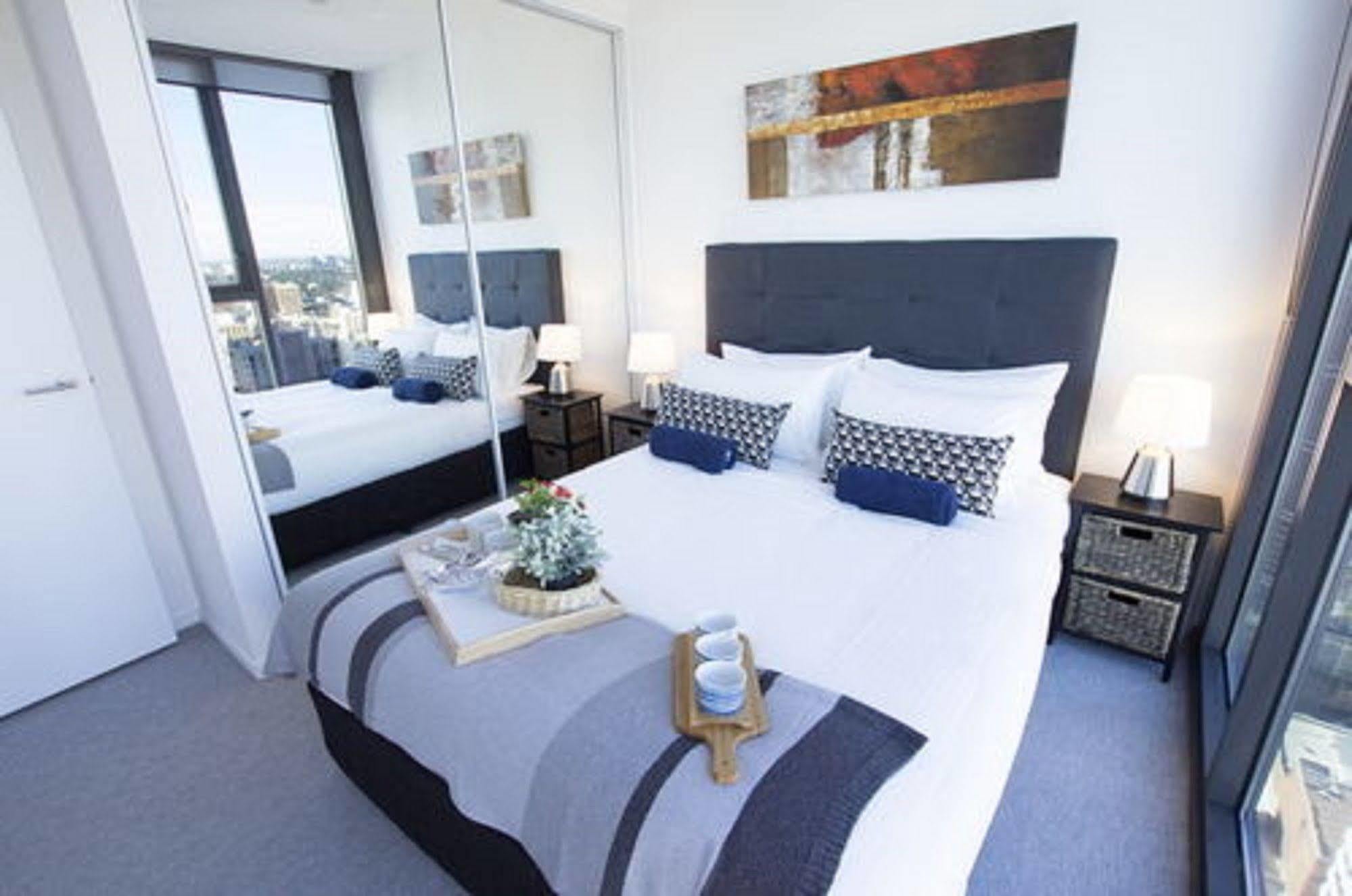 Carlson View Serviced Apartments Мельбурн Экстерьер фото